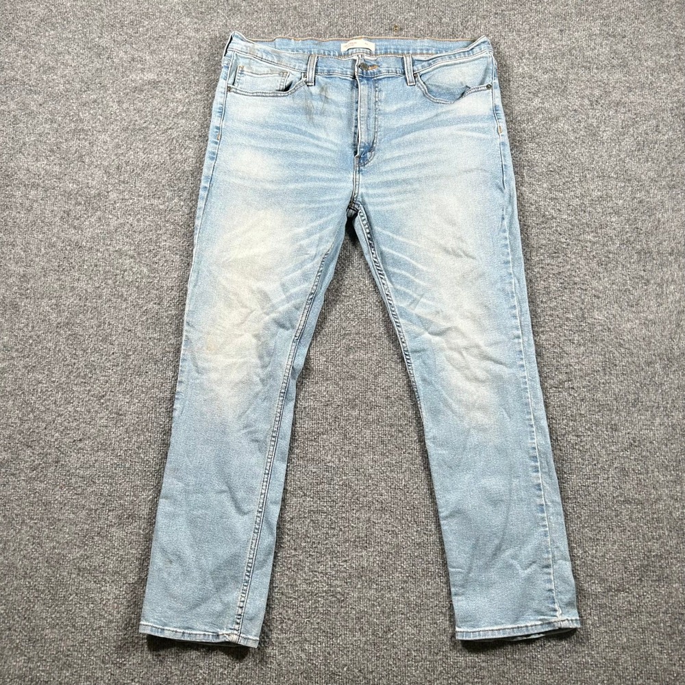 Levi Strauss Signature Jeans Mens Size 38x30 Light Wash Slim Fit Casual Denim